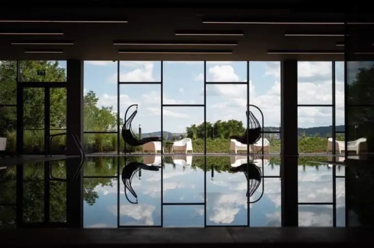 Premier Hospitality: Investiţie românească în turismul din Hunedoara cu o valoare de 6,5 milioane de euro în Werk Hotel & Spa, cel mai nou hotel de 4 stele  