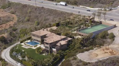 Cher își vinde casa pentru 85 de milioane de dolari