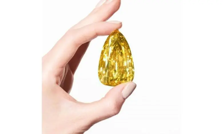 Cel mai mare diamant din lume va fi scos la licitație