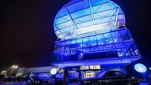 De 7 ori 7 – o şedinţă foto unică despre evoluţia limuzinei de lux BMW
