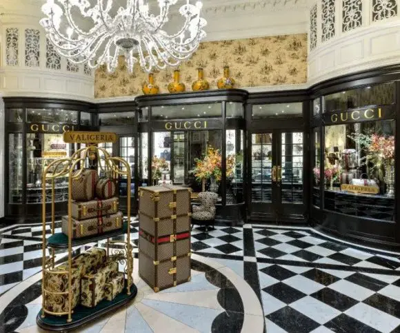 Gucci Valigeria – primul magazin dedicat genților de călătorie