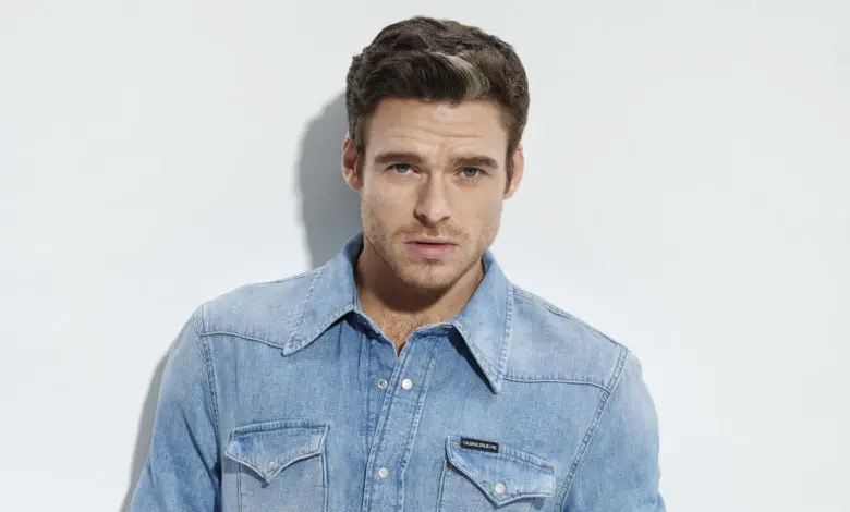 Richard Madden – simbolul contemporan al autenticității și masculinității