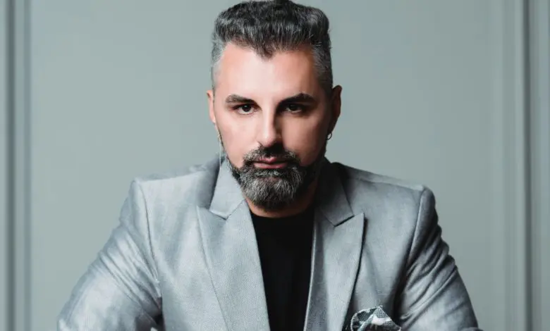 Denis Radu: „Sunt prea sărac să îmi permit lucruri ieftine”