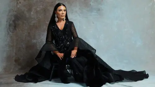 Alexandra Dumitru: „Cred că fiecare vârstă dezvăluie o nouă etapă de frumusețe”