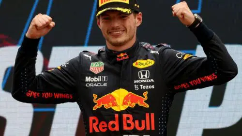 Mașina de antrenament a lui Max Verstappen poate fi a ta pentru 750.000 USD