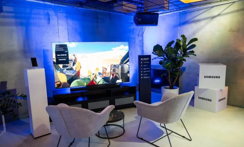 Samsung a lansat în România noile game de televizoare Neo QLED, OLED și Lifestyle 2023