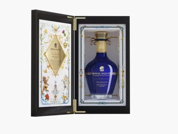 Royal Salute celebrează încoronarea Regelui Charles cu un nou whisky