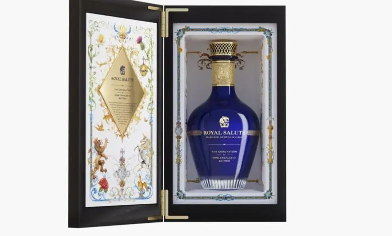 Royal Salute celebrează încoronarea Regelui Charles cu un nou whisky
