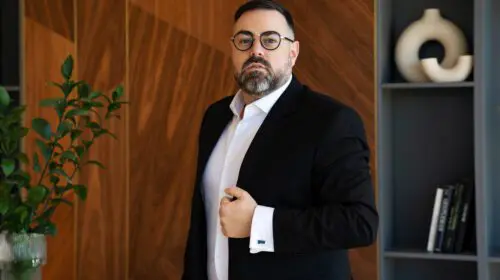 Dr. Iancu Morad, medic chirurg estetician: „O intervenție estetică reușită presupune un rezultat armonios și natural. Nu este bine să fim obsedați de perfecțiune”
