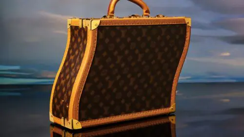 Louis Vuitton lansează „Treasure Trunks”,  o colecție NFT în ediție limitată