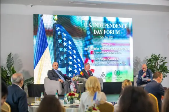 Sărbătoare dublă pentru Ziua Statelor Unite ale Americii