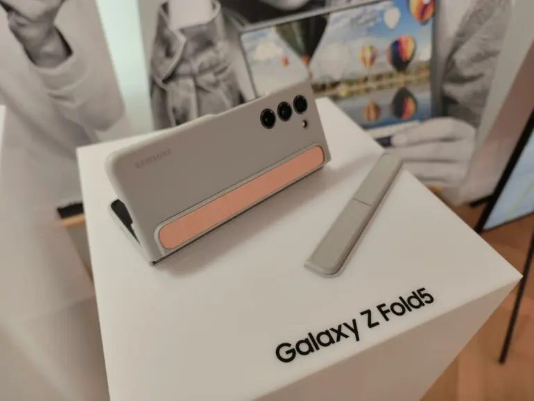 SAMSUNG