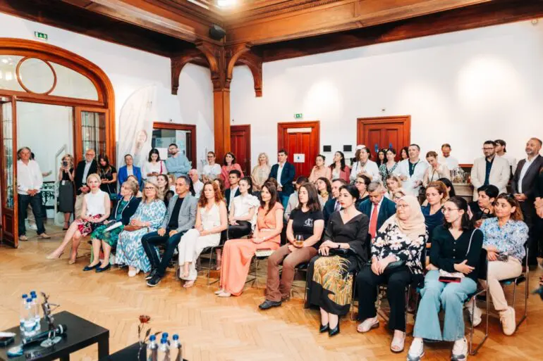 Asociația Parfumurilor și Aromaterapiilor