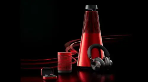Bang & Olufsen lansează o nouă colecție de căști și boxe alături de Ferrari