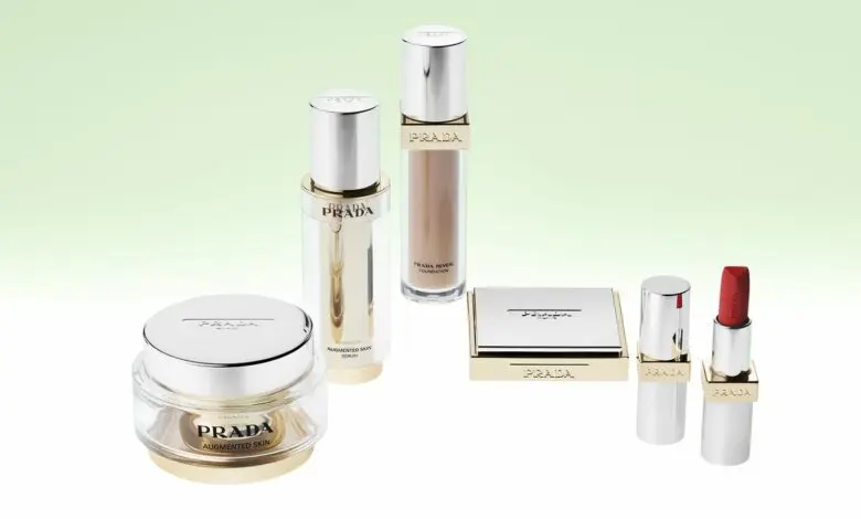 Prada lansează o gamă de produse de îngrijire și machiaj sub sigla Prada Beauty