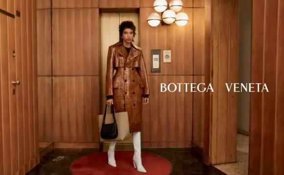 Bottega Veneta celebrează istoria designului italian în noua campanie