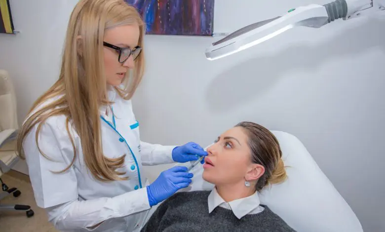 Buze voluptuoase pentru zâmbete delicioase