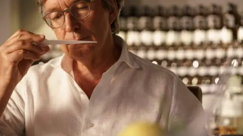 Dr. Paolo Vranjes: „Parfumul este sinonimul perfect pentru lux”