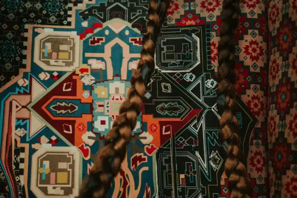 House of VLAdiLA  lansează colecția eclectică de tapet România Boemă