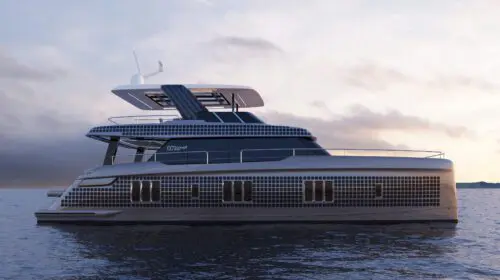 Noul catamaran alimentat cu putere solară a lui Fernando Alonso