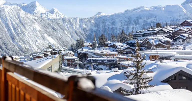 Ski

