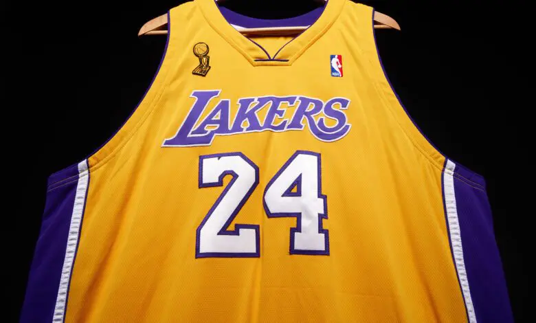 Sotheby’s scoate la licitație peste 350 de obiecte de colecție ale marilor sportivi în valoare de 12 milioane de dolari