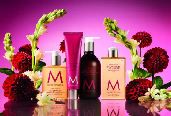 Moroccanoil a lansat Dahlia Rouge – colecţia pentru îngrijirea pielii mâinilor și a corpului