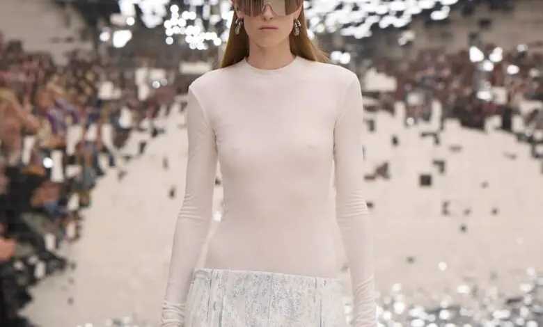 How to Wear: All White