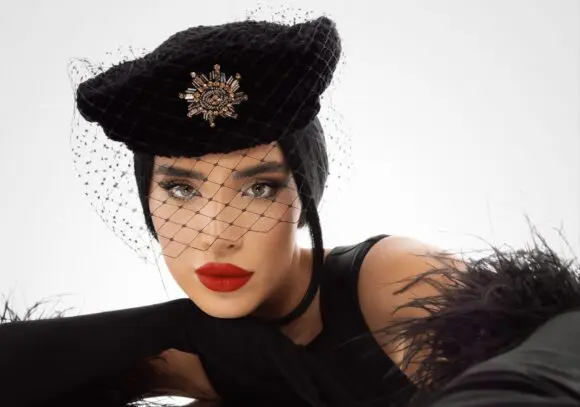 Adelina Pestrițu: „N-am găsit drumul spre o viață perfectă și nici nu cred că există”