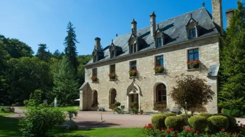 Abbaye de la Bussière lansează o experiență viticolă de 50.000 de dolari