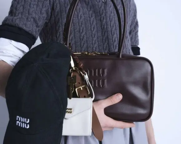 Miu Miu lansează colecția Balmoral