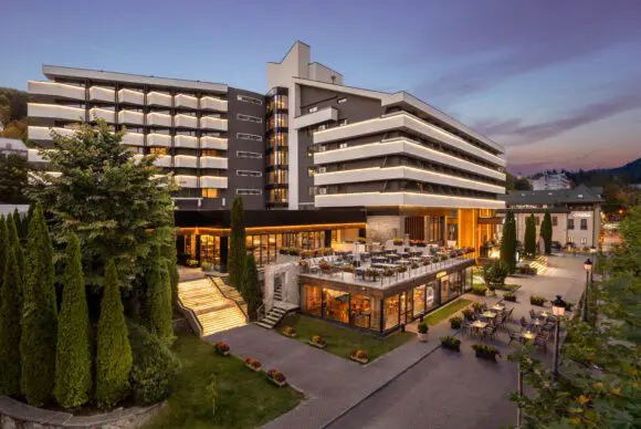 Alexandrion Group: Jason Wischhoff devine Managing Director