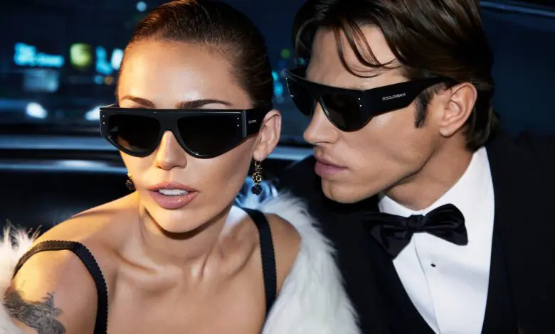 Miley Cyrus este starul noii colecții Dolce & Gabbana Eyewear