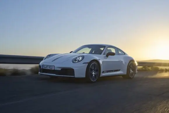 Porsche 911 Carrera T – coupé sau decapotabilă?