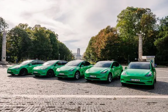 Bolt lansează categoria Confort Electric cu autovehicule Tesla