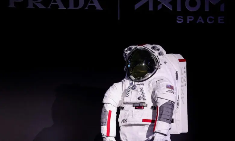 Astronauții Nasa vor purta Prada în următoarea lor aventură