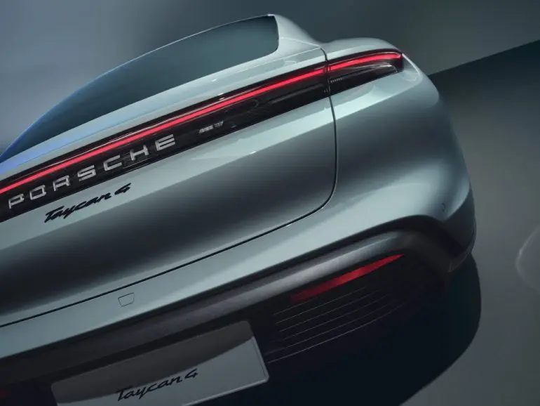 Trei modele noi: Porsche completează a doua generație Taycan