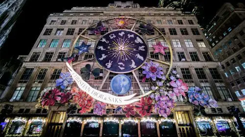 Saks Fifth Avenue și-a anulat spectacolul anual de lumini de sărbători din NYC