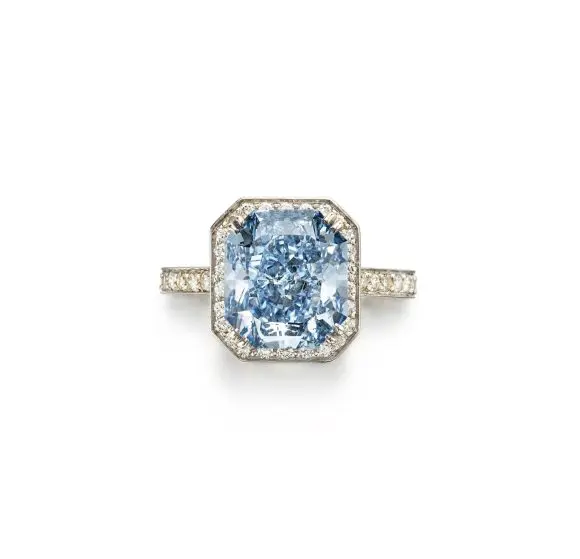 Christie’s: Inelul de 5,7 carate ar putea atinge 8 milioane dolari