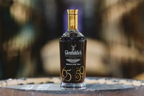 Glenfiddich lansează un scotch ultra-rar cu Aston Martin F1