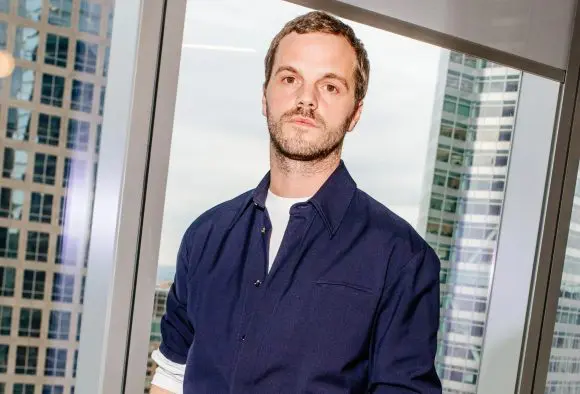 Matthieu Blazy este numit director de creație la Chanel