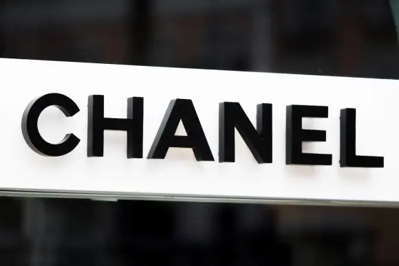 Chanel desființează 70 de locuri de muncă în SUA