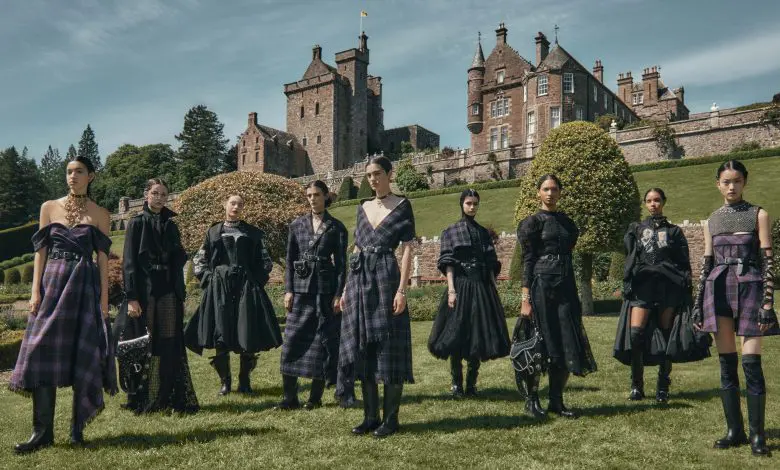 Documentarul „Dior in Scotland” explorează backgroundul colecției Cruise 2025