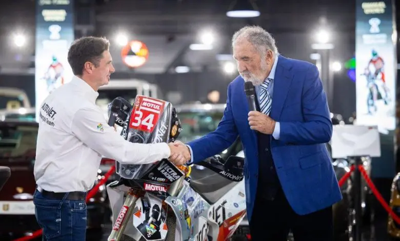Emanuel Gyenes, celebrat la Țiriac Collection pentru succesul de la Dakar 2025