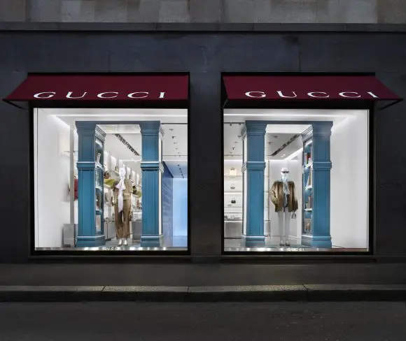 Gucci a anunțat un nou concept de vitrine numit „Endless Narratives”
