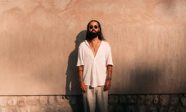 DJ HVMZA: „Muzica mea te va purta într-o călătorie”