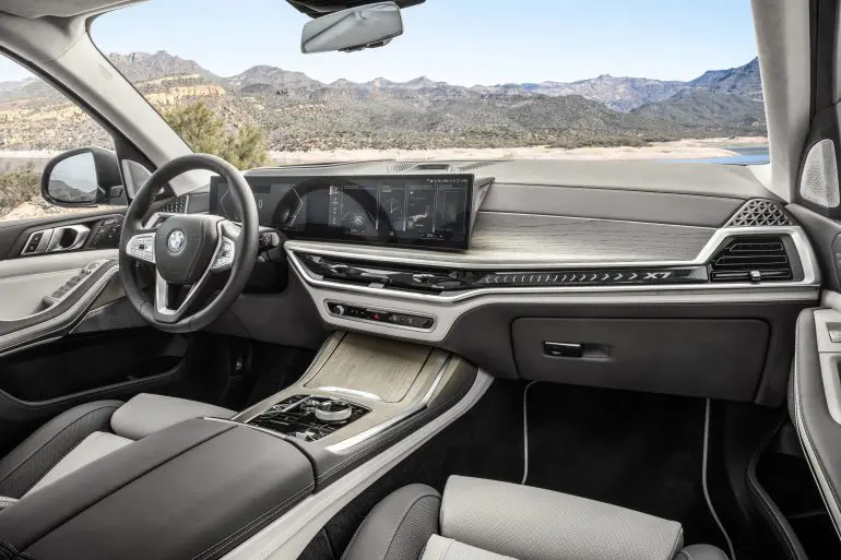Test Drive BMW X7 M60i xDrive