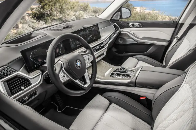 Test Drive BMW X7 M60i xDrive