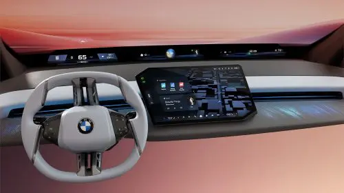 BMW Panoramic iDrive revoluţionează operarea automobilului