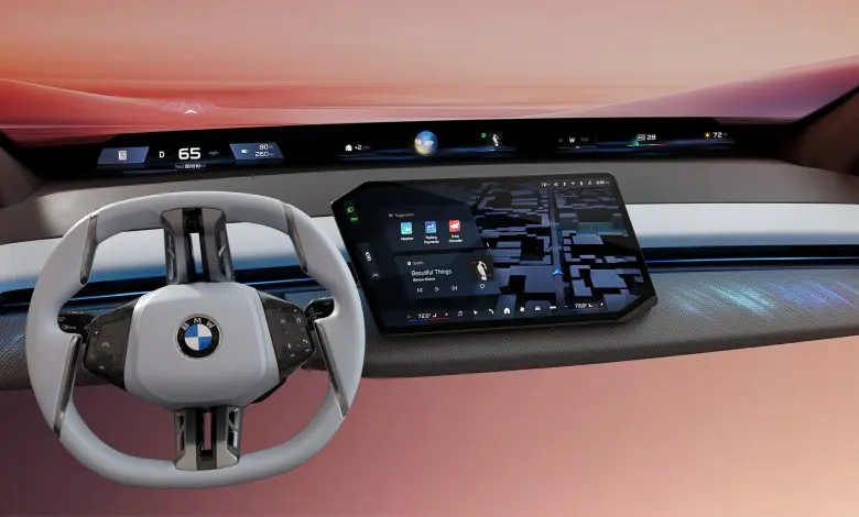 BMW Panoramic iDrive revoluţionează operarea automobilului